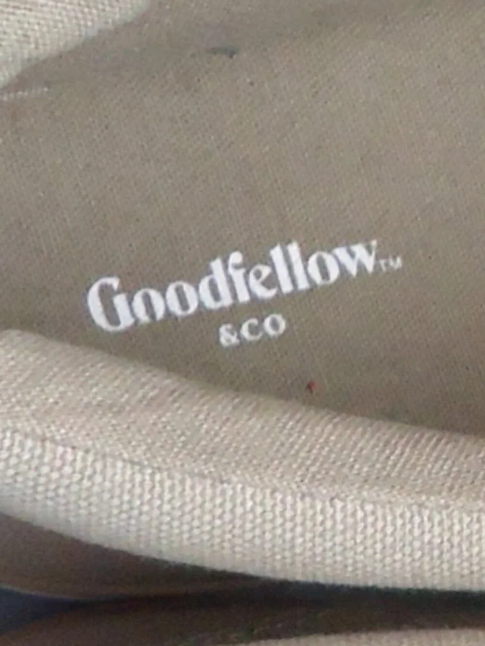 SIZE 11. Goodfellow & co men’s high-top canvas sneakers.